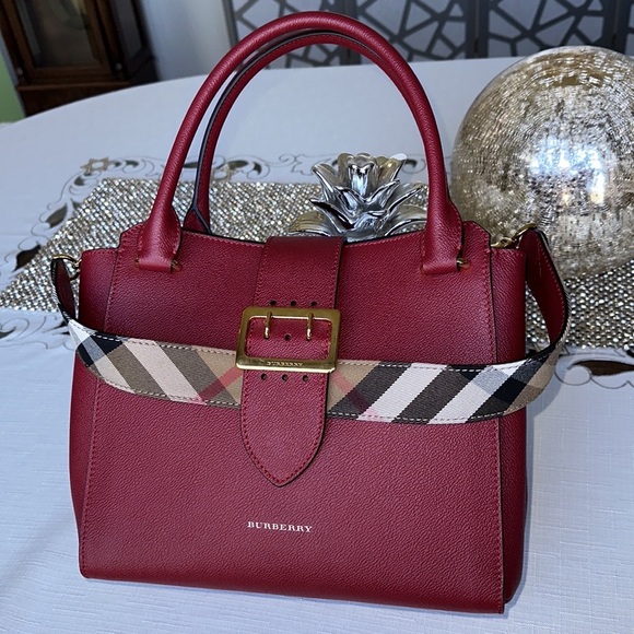 Authentic Burberry bag - Picture 13 of 14